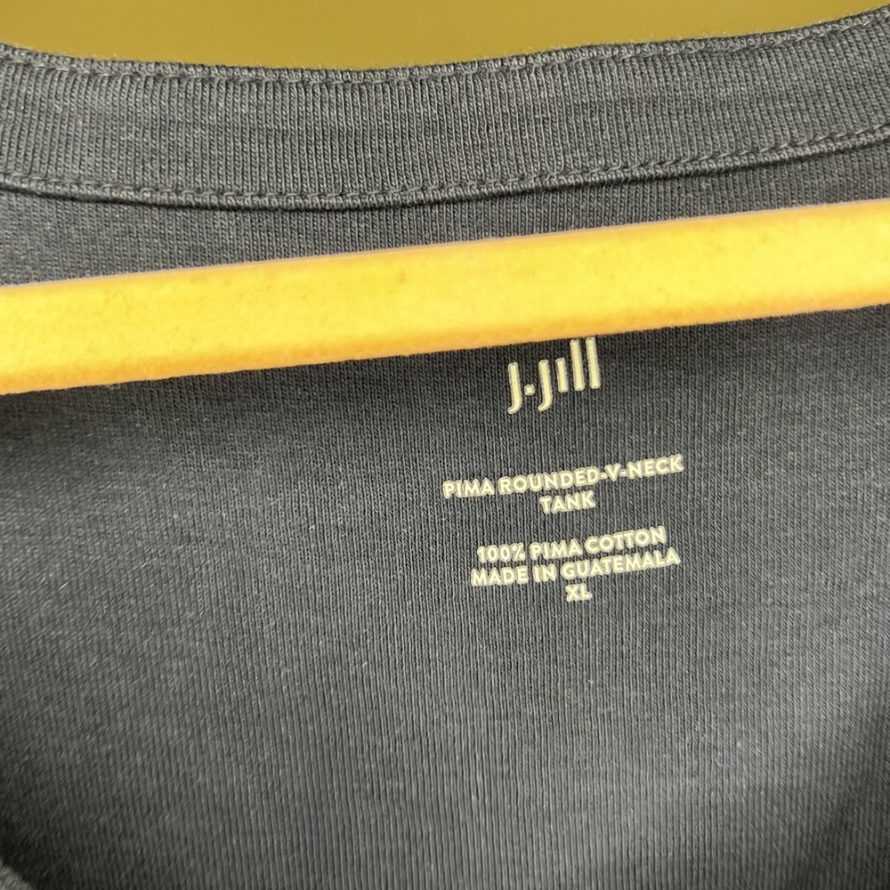 J. Jill Pima Womens Size XL Navy Blue Rounded V-Neck Tank Top - Picture 4 of 6